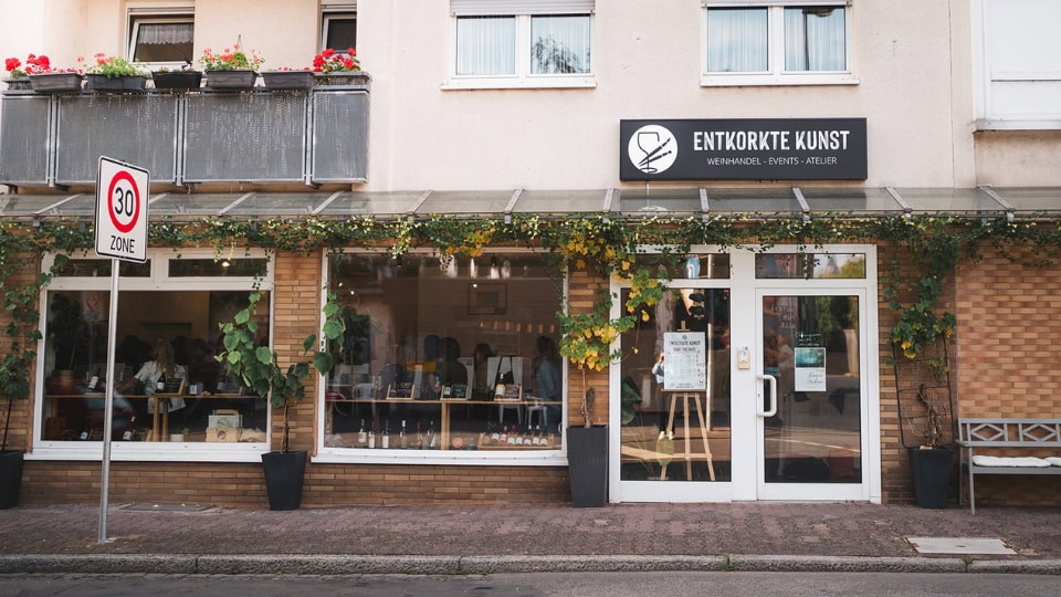 Store: Entkorkte Kunst Sülz Entkorkte Kunst – neuer Store in Köln-Sülz, Eröffnung September 2026